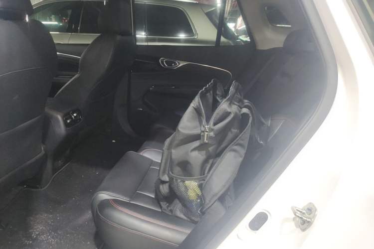 Used AION V 2022 Plus 70 Smart Edition Ternary Lithium Left Rear Seat