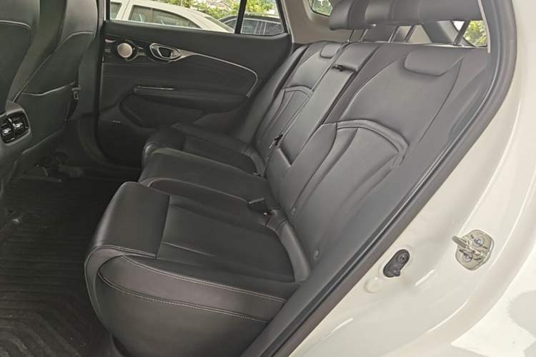 Used AION V 2022 Plus 70 Smart Edition Ternary Lithium Left Rear Seat