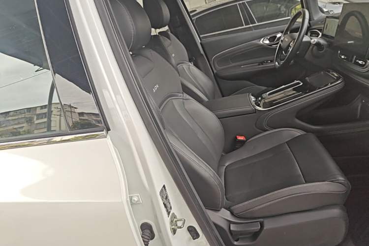 Used AION V 2022 Plus 70 Smart Edition Ternary Lithium Right Front Seat