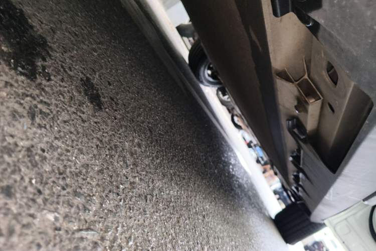 Used AION V 2022 Plus 70 Smart Edition Ternary Lithium Right Side Sill