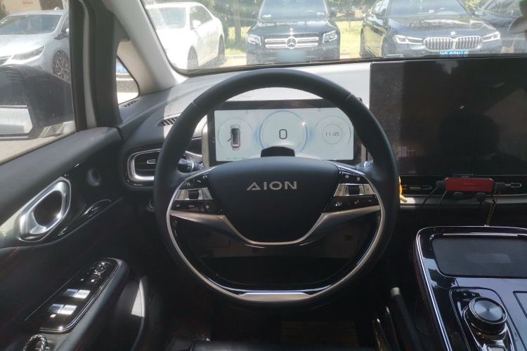 Used AION V 2022 Plus 70 Smart Technology Edition Ternary Lithium Steering Wheel