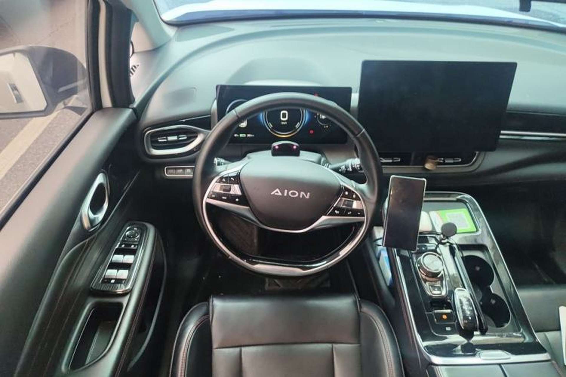 Used AION V 2022 Plus 70 Smart Technology Edition Ternary Lithium Steering Wheel