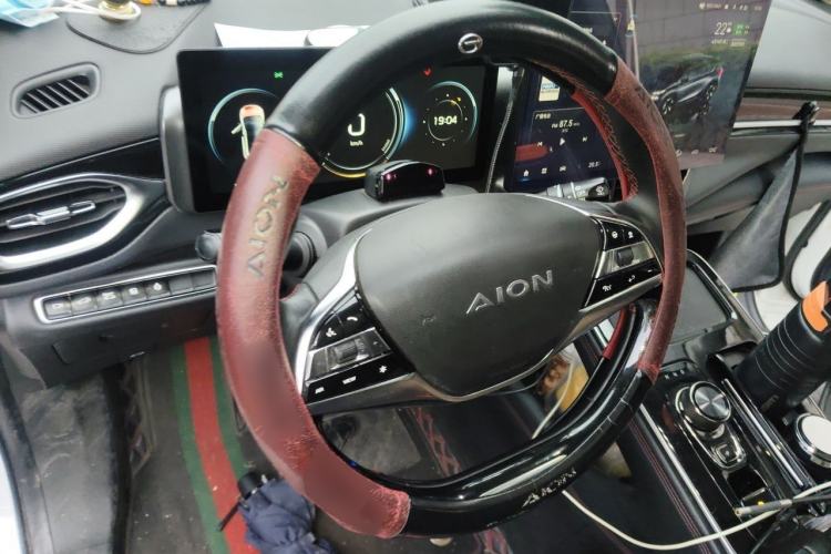 Used AION V 2022 Plus 70 Smart Technology Edition Ternary Lithium Steering Wheel