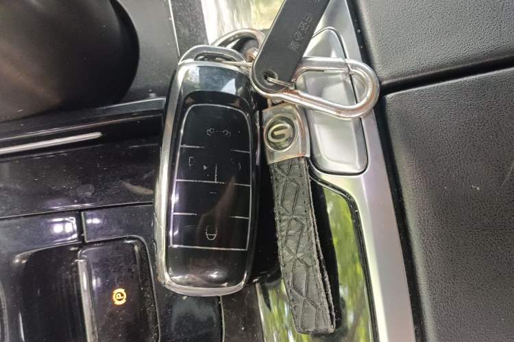 Used AION V 2022 Plus 70 Executive Edition Lithium Iron Phosphate Vehicle Key