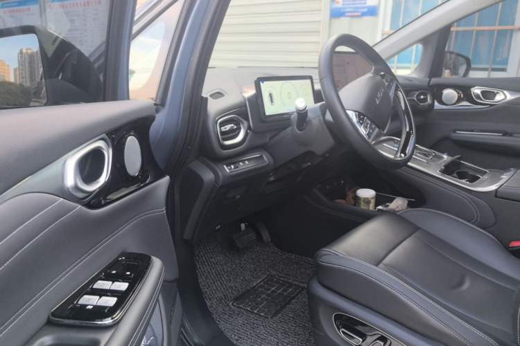 Used AION V 2023 Plus 70 Smart Edition Ternary Lithium Driver Seat