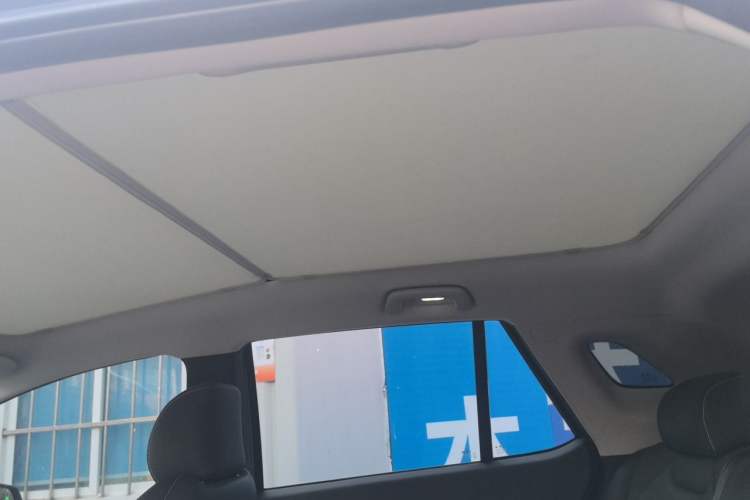 Used AION V 2023 Plus 70 Smart Edition Ternary Lithium Headliner
