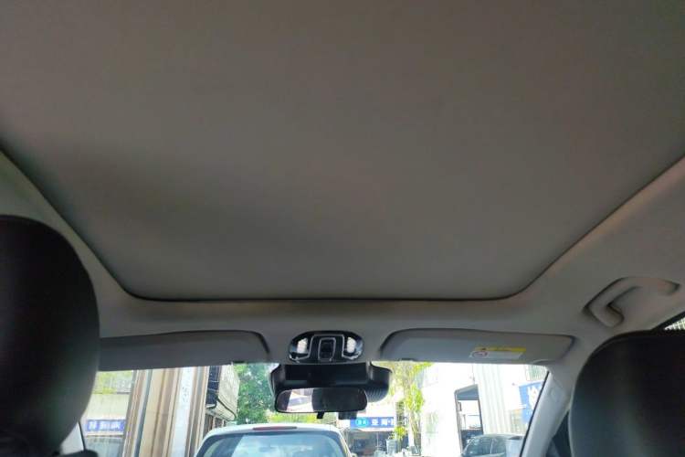 Used AION V 2023 Plus 70 Executive Edition Ternary Lithium Headliner