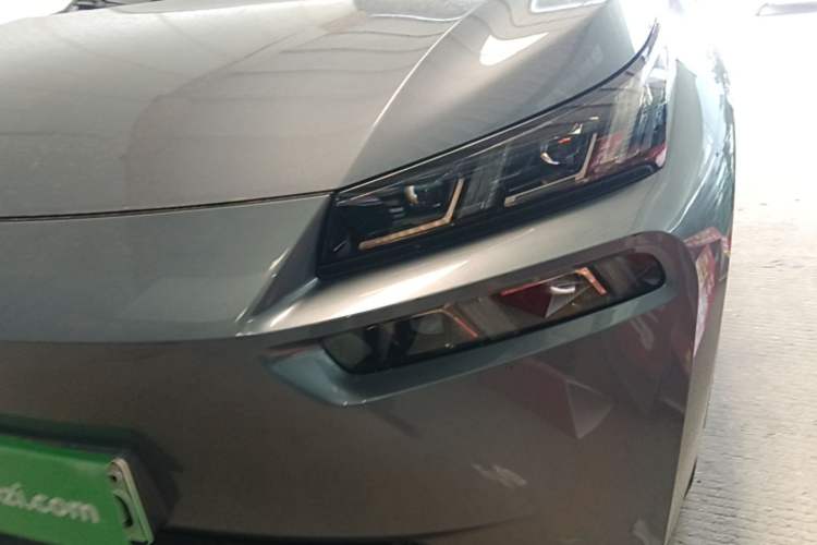 Used AION V 2023 Plus 70 Super Fast Charging Version Ternary Lithium Left Front Headlight