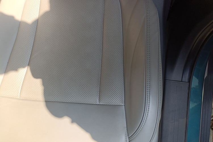 Used AION V 2023 Plus 70 Smart Enjoyment Seven-Seater Edition Ternary Lithium Left Front Seat
