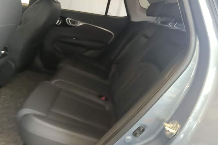 Used AION V 2023 Plus 70 Super Fast Charging Version Ternary Lithium Left Rear Seat