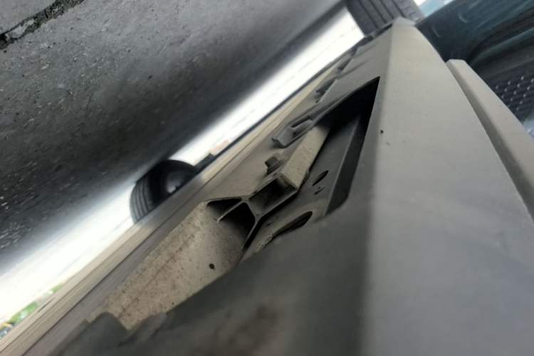 Used AION V 2023 Plus 70 Smart Edition Ternary Lithium Left Side Sill
