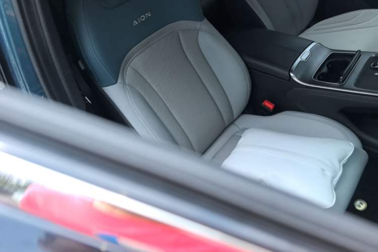 Used AION V 2023 Plus 70 Smart Edition Ternary Lithium Right Front Seat