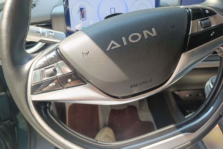Used AION V 2023 Plus 70 Smart Enjoyment Seven-Seater Edition Ternary Lithium Steering Wheel
