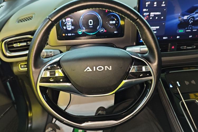 Used AION V 2023 Plus 70 Smart Edition Ternary Lithium Steering Wheel