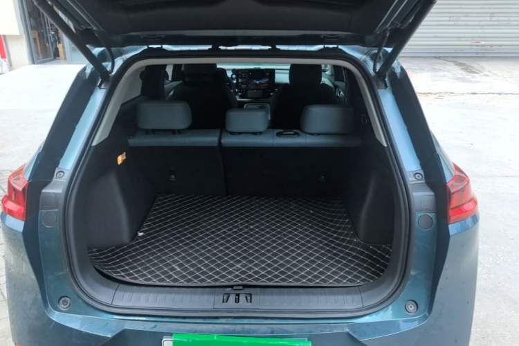Used AION V 2023 Plus 70 Smart Edition Ternary Lithium Trunk