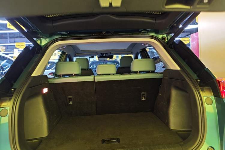 Used AION V 2023 Plus 70 Smart Edition Ternary Lithium Trunk