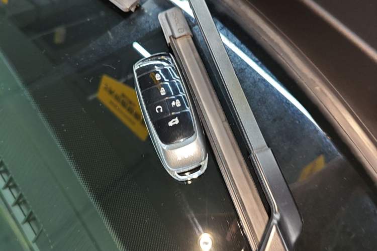 Used AION V 2023 Plus 70 Smart Edition Ternary Lithium Vehicle Key