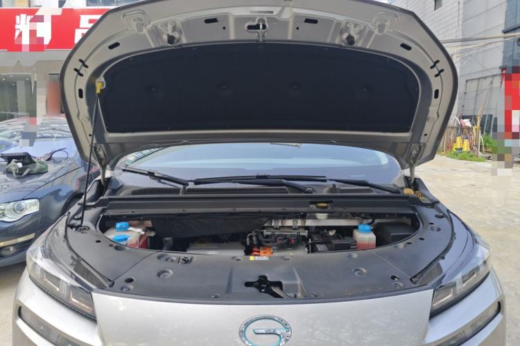 Used AION V 2023 Plus 70 Super Fast Charging Version Ternary Lithium Engine Bay