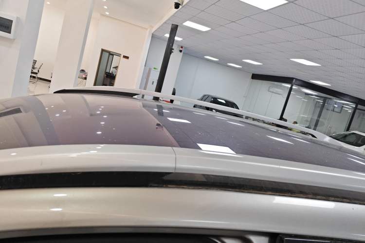 Used AION V 2023 Plus 70 Super Fast Charging Version Ternary Lithium Roof