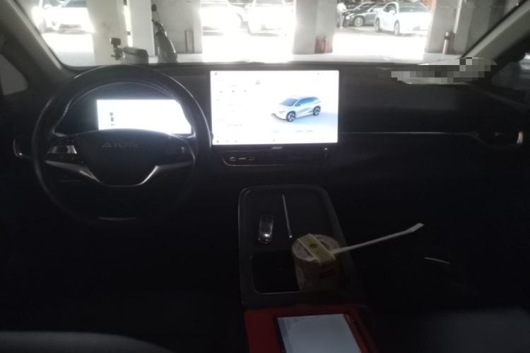 Used AION V 2023 Plus 70 Smart Edition Lithium Iron Phosphate Center Console