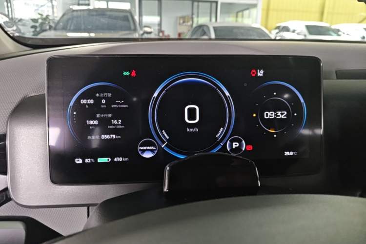 Used AION V 2023 Plus 70 Smart Tech Edition Lithium Iron Phosphate Instrument Cluster