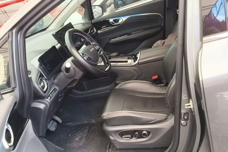 Used AION V 2023 Plus 70 Smart Edition Ternary Lithium Left Front Seat