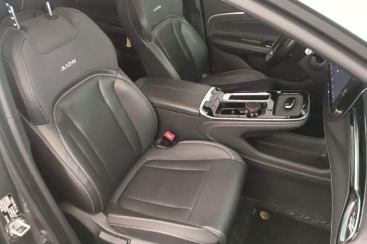 Used AION V 2023 Plus 70 Smart Edition Ternary Lithium Right Front Seat