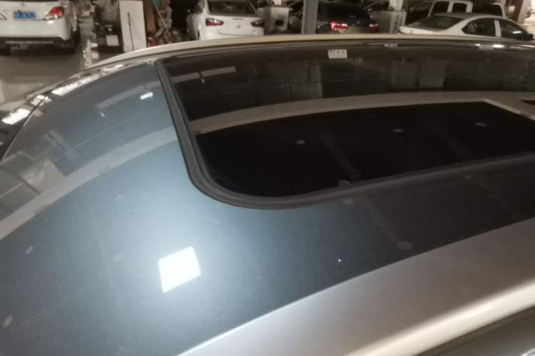 Used AION V 2023 Plus 70 Smart Edition Lithium Iron Phosphate Roof