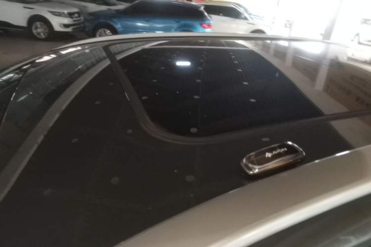 Used AION V 2023 Plus 70 Smart Edition Lithium Iron Phosphate Roof