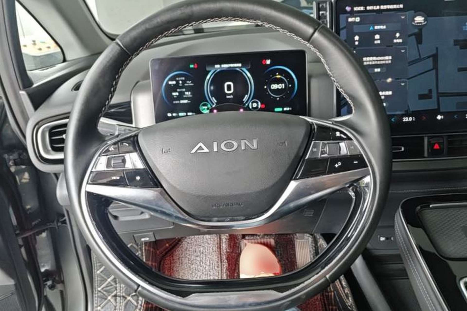 Used AION V 2023 Plus 70 Smart Enjoyment Seven-Seater Edition Ternary Lithium Steering Wheel