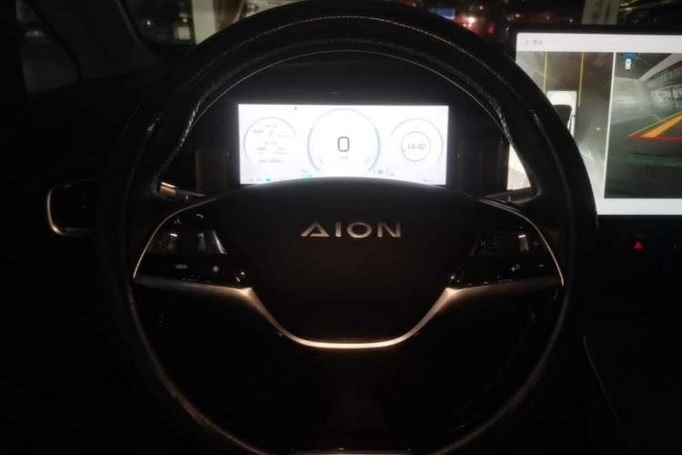 Used AION V 2023 Plus 70 Smart Edition Lithium Iron Phosphate Steering Wheel