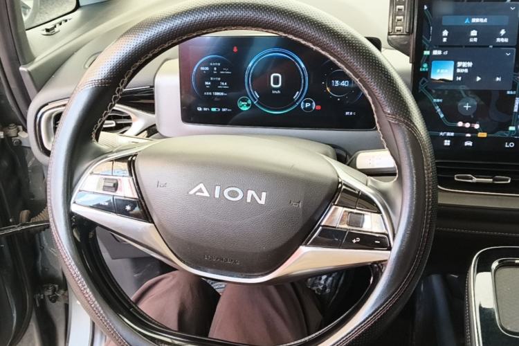 Used AION V 2023 Plus 70 Smart Edition Ternary Lithium Steering Wheel