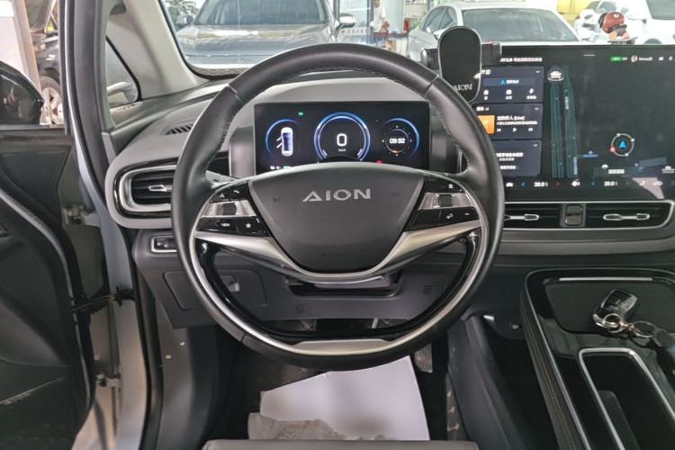 Used AION V 2023 Plus 70 Smart Tech Edition Lithium Iron Phosphate Steering Wheel