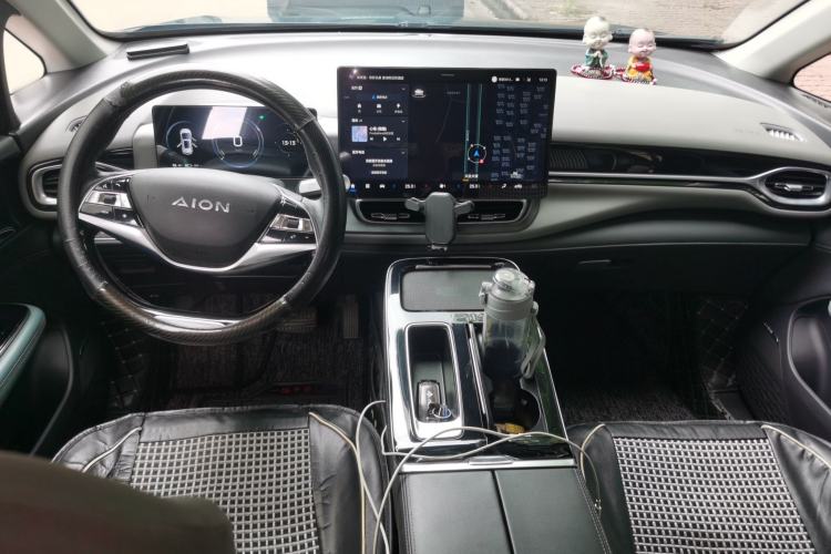Used AION V 2023 Plus 70 Smart Edition Lithium Iron Phosphate Center Console