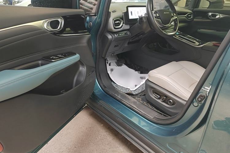 Used AION V 2023 Plus 70 Smart Enjoyment Seven-Seater Edition Ternary Lithium Driver Seat