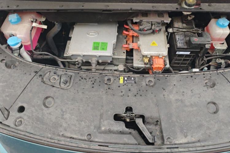 Used AION V 2023 Plus 70 Smart Enjoyment Seven-Seater Edition Ternary Lithium Engine Bay