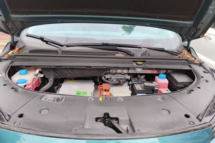 Used AION V 2023 Plus 80 Smart Enjoyment Seven-Seater Edition Ternary Lithium Engine Bay