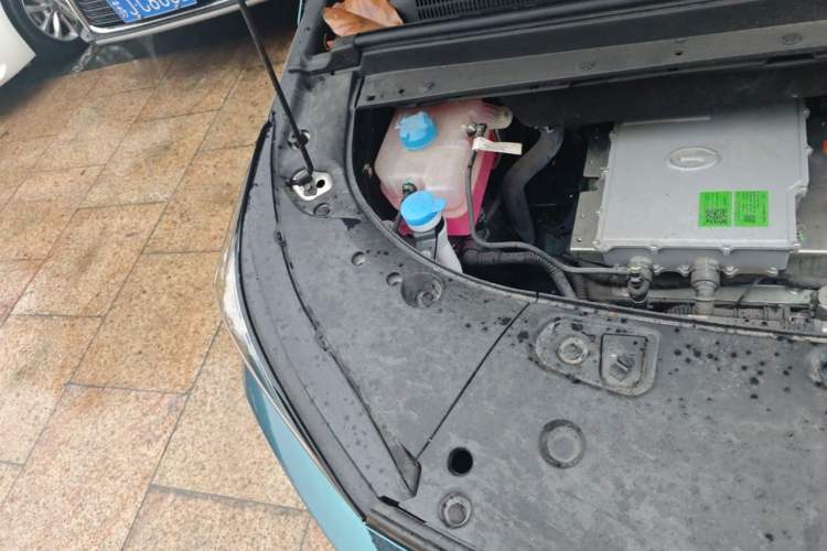 Used AION V 2023 Plus 70 Smart Enjoyment Seven-Seater Edition Ternary Lithium Engine Bay Right