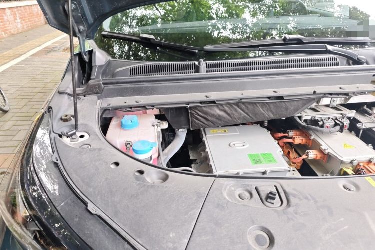 Used AION V 2023 Plus 70 Smart Enjoyment Seven-Seater Edition Ternary Lithium Engine Bay Right