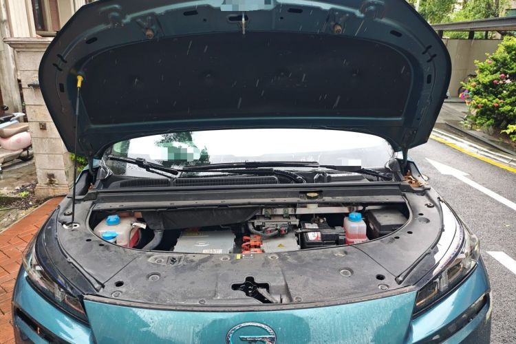 Used AION V 2023 Plus 70 Smart Edition Ternary Lithium Engine Bay