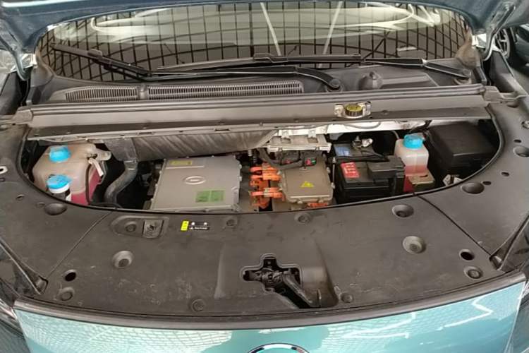 Used AION V 2023 Plus 70 Smart Enjoyment Seven-Seater Edition Ternary Lithium Engine Bay
