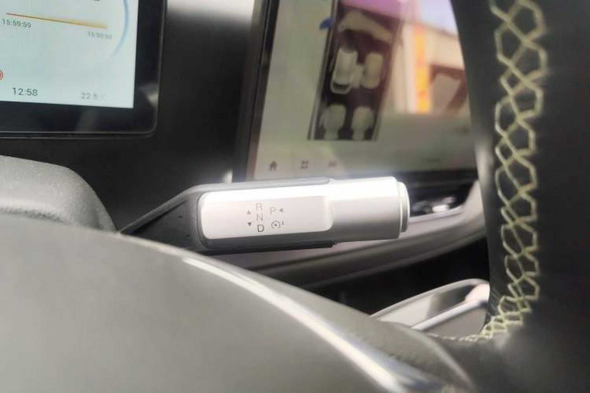Used AION V 2023 Plus 70 Smart Edition Ternary Lithium Gear Lever