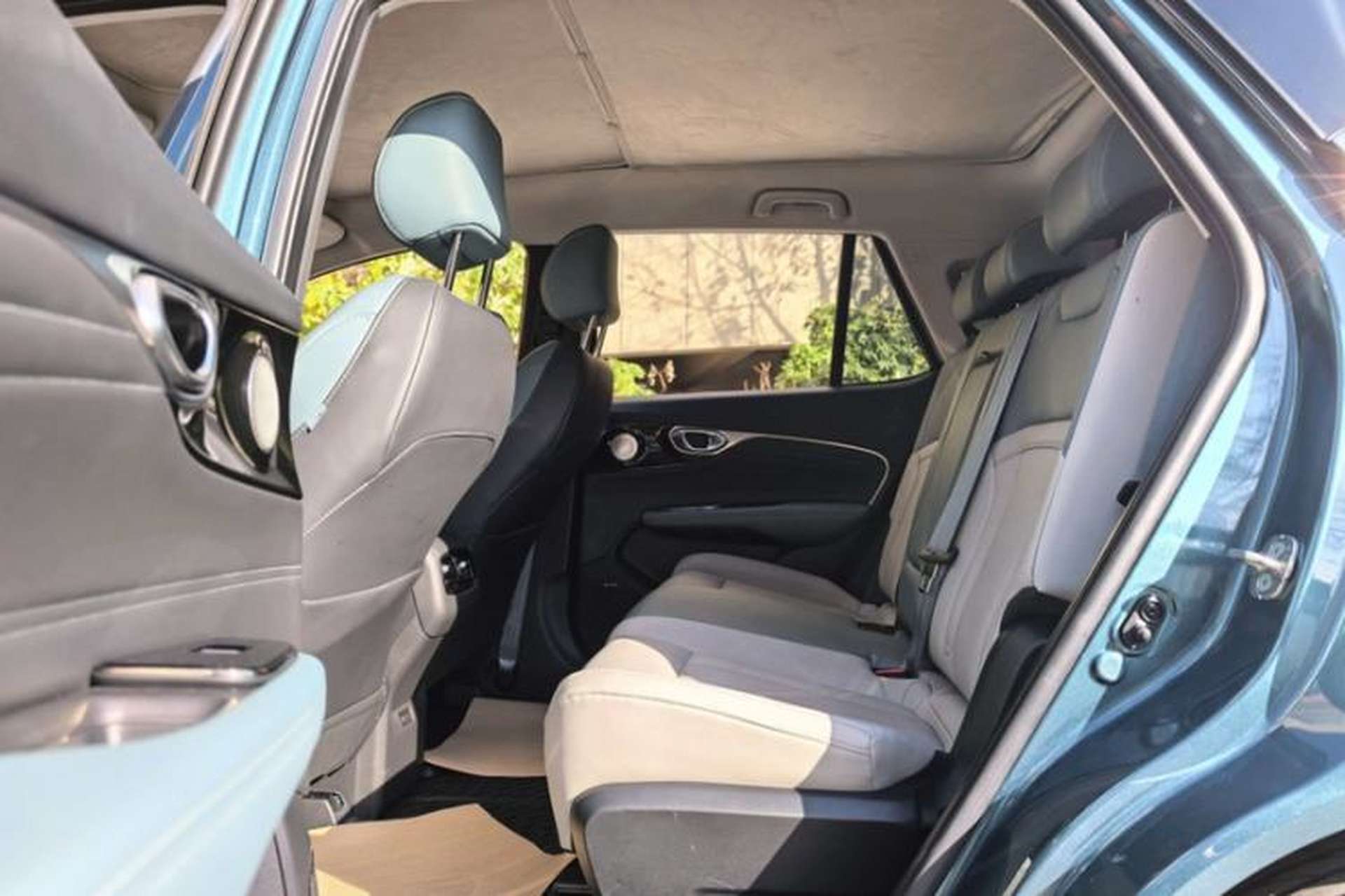 Used AION V 2023 Plus 70 Smart Enjoyment Seven-Seater Edition Ternary Lithium Interior 3