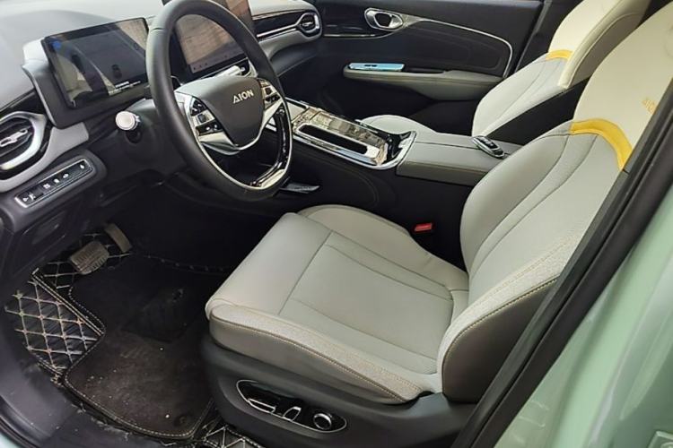 Used AION V 2023 Plus 70 Smart Tech Edition Lithium Iron Phosphate Left Front Seat