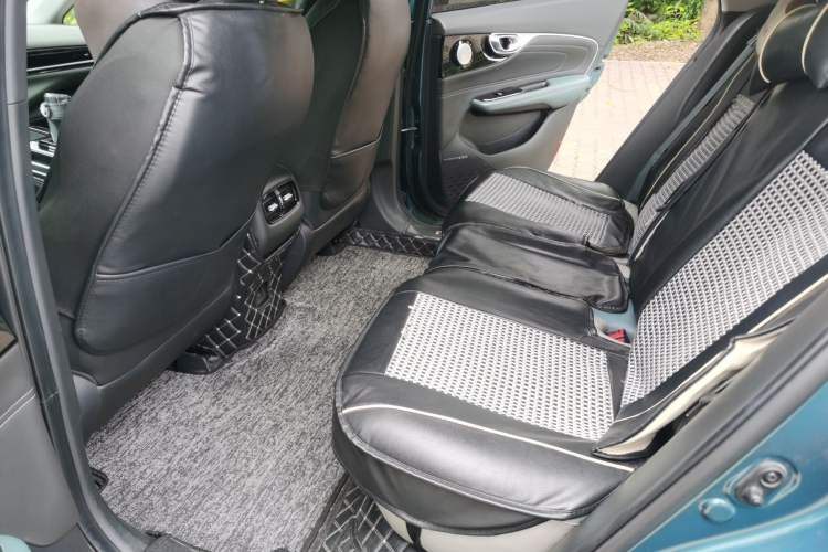 Used AION V 2023 Plus 70 Smart Edition Lithium Iron Phosphate Left Rear Seat