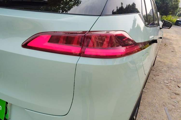 Used AION V 2023 Plus 70 Smart Tech Edition Lithium Iron Phosphate Right Rear Taillight
