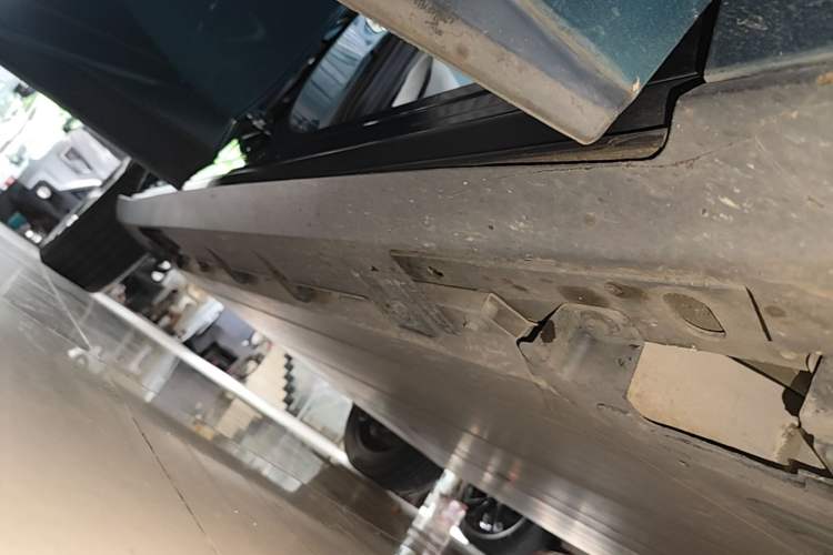 Used AION V 2023 Plus 70 Smart Edition Ternary Lithium Right Side Sill