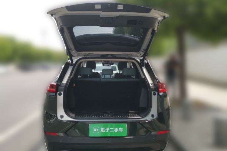 Used AION V 2023 Plus 70 Super Fast Charging Version Ternary Lithium Trunk