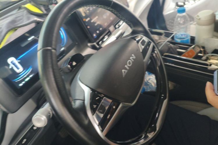 Used AION V 2023 Plus 80 Smart Enjoyment Seven-Seater Edition Ternary Lithium Steering Wheel