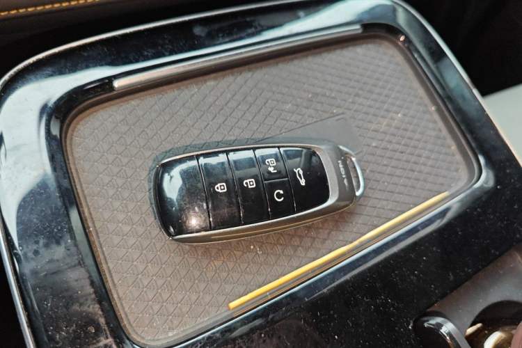 Used AION V 2023 Plus 70 Smart Edition Ternary Lithium Vehicle Key
